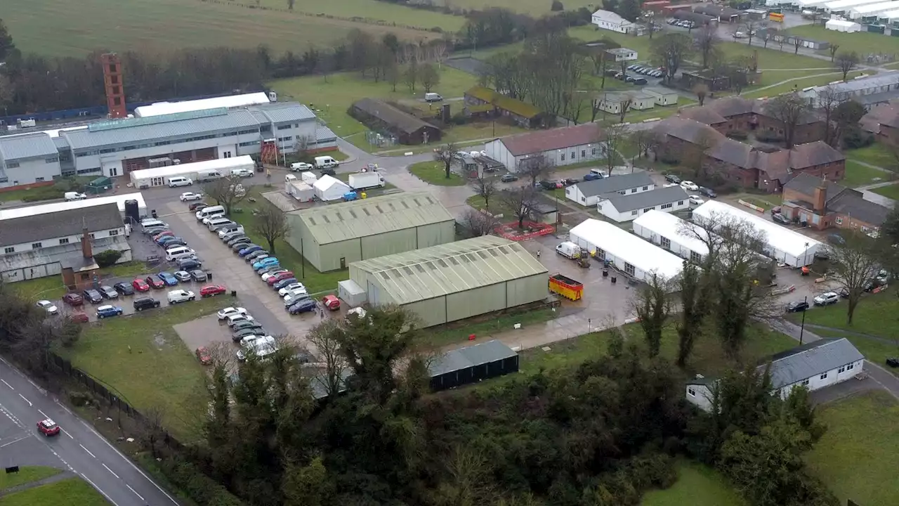 Manston: Migrant processing facility in Kent faces being overwhelmed again, according to watchdog report