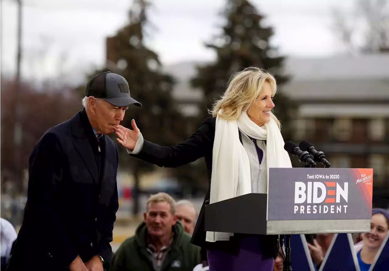 Is This a Real Photo of Joe Biden Biting Jill Biden's Finger?