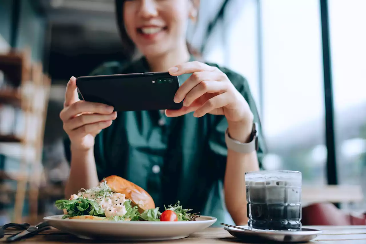 Brits splash out £30 MORE at restaurants which look good on social media