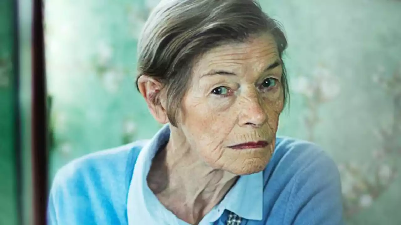 Glenda Jackson, Feisty Two-Time Oscar Winner, Dies at 87