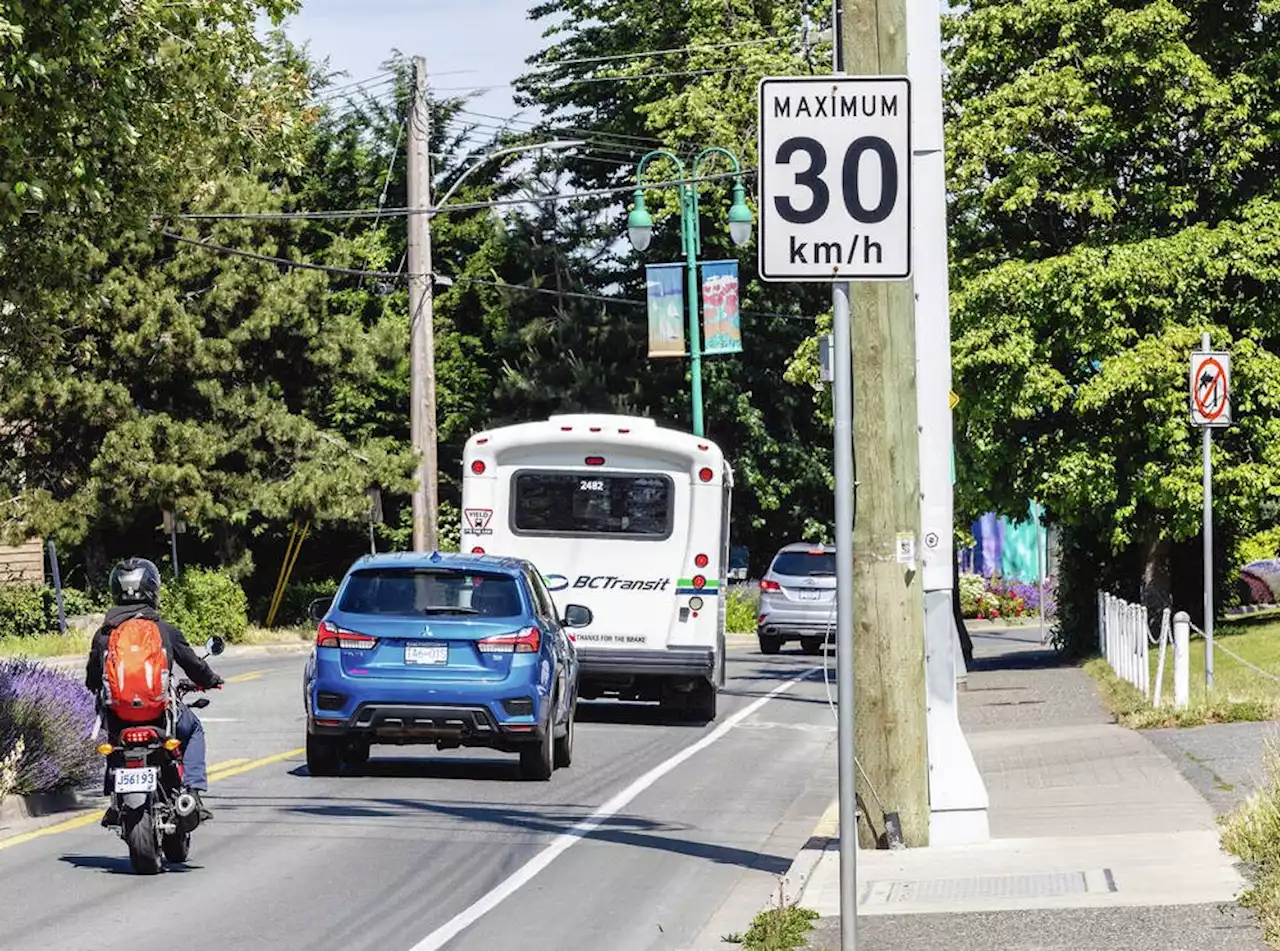 Esquimalt moves ahead on lowering road speed limits