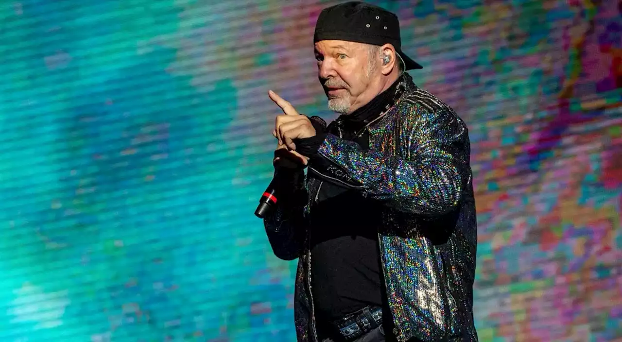 Vasco Rossi: «Cosa raccontava Silvio Berlusconi? Favole, favole, favole»