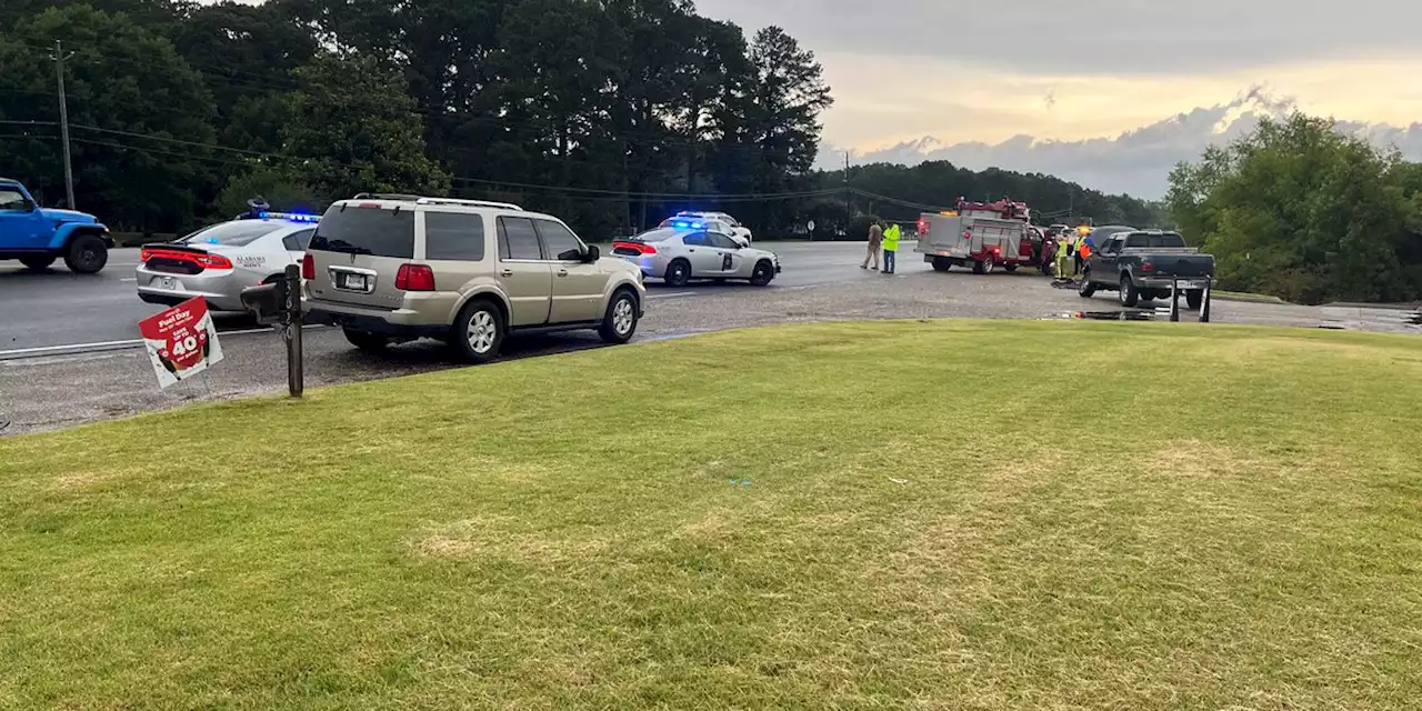 Multi-vehicle crash on U.S. 231 in Montgomery County