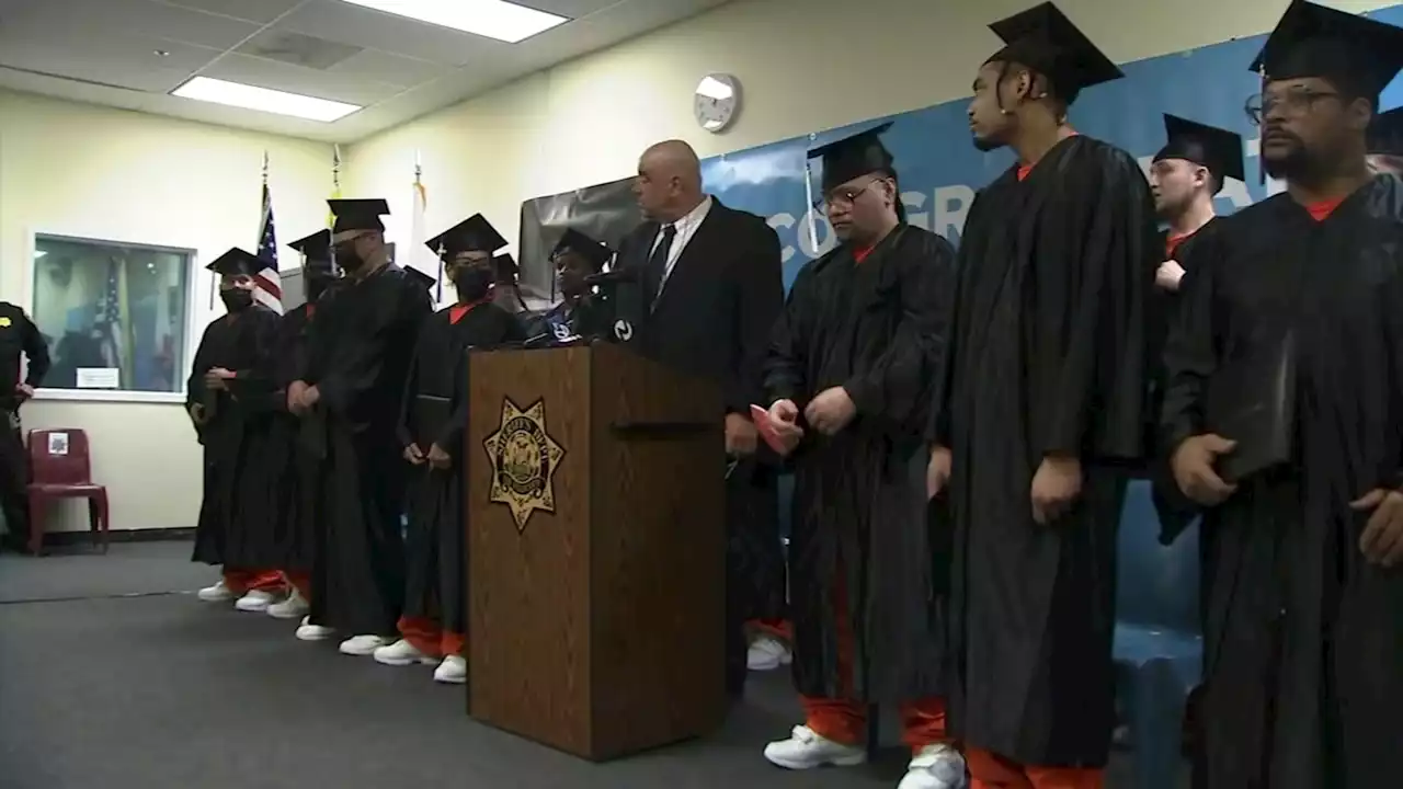 Incarcerated people at San Francisco jail receive high school diplomas