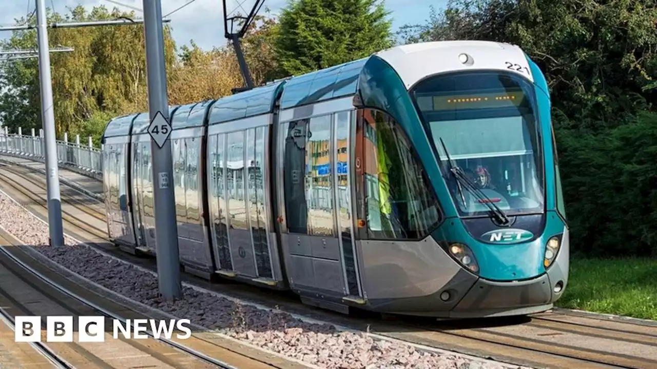 Tram driver did not see passenger who was dragged along