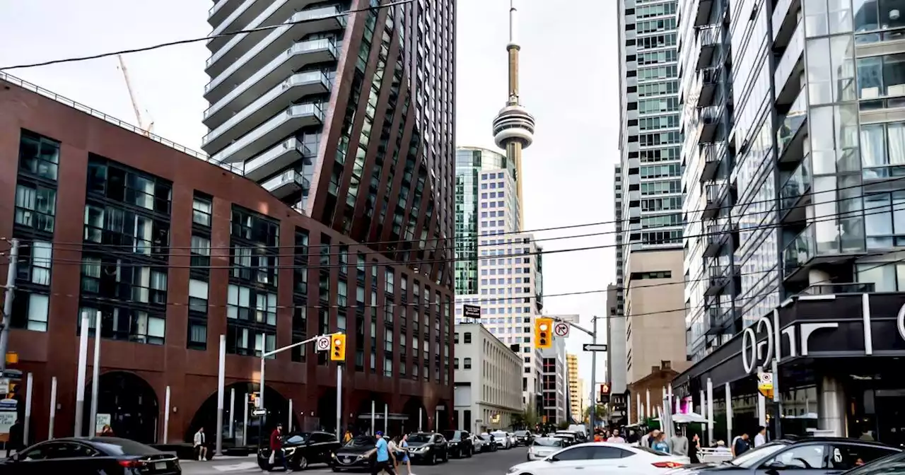 American tourist reveals favourite things about Toronto in viral list