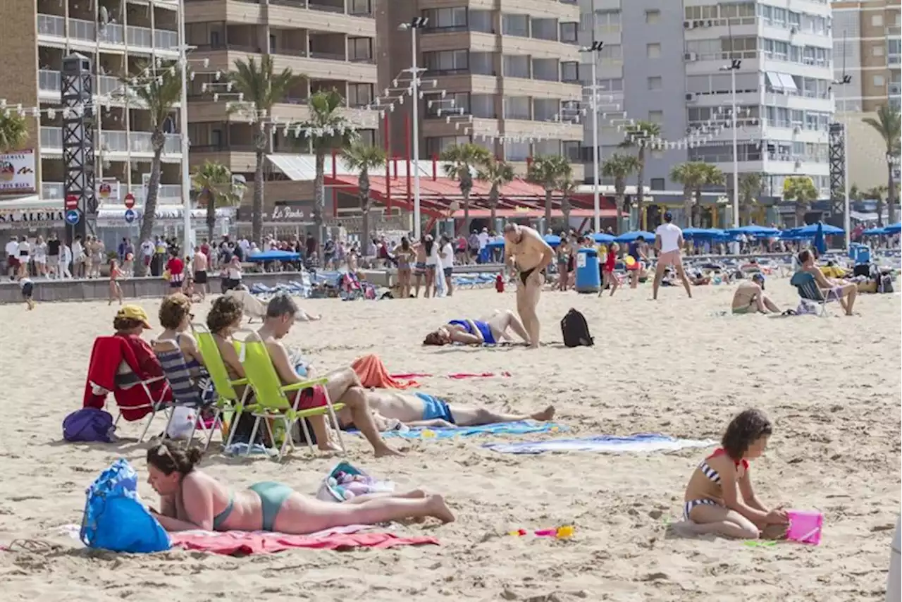 El Gobierno cree que las elecciones 'no van a condicionar' las vacaciones de los españoles