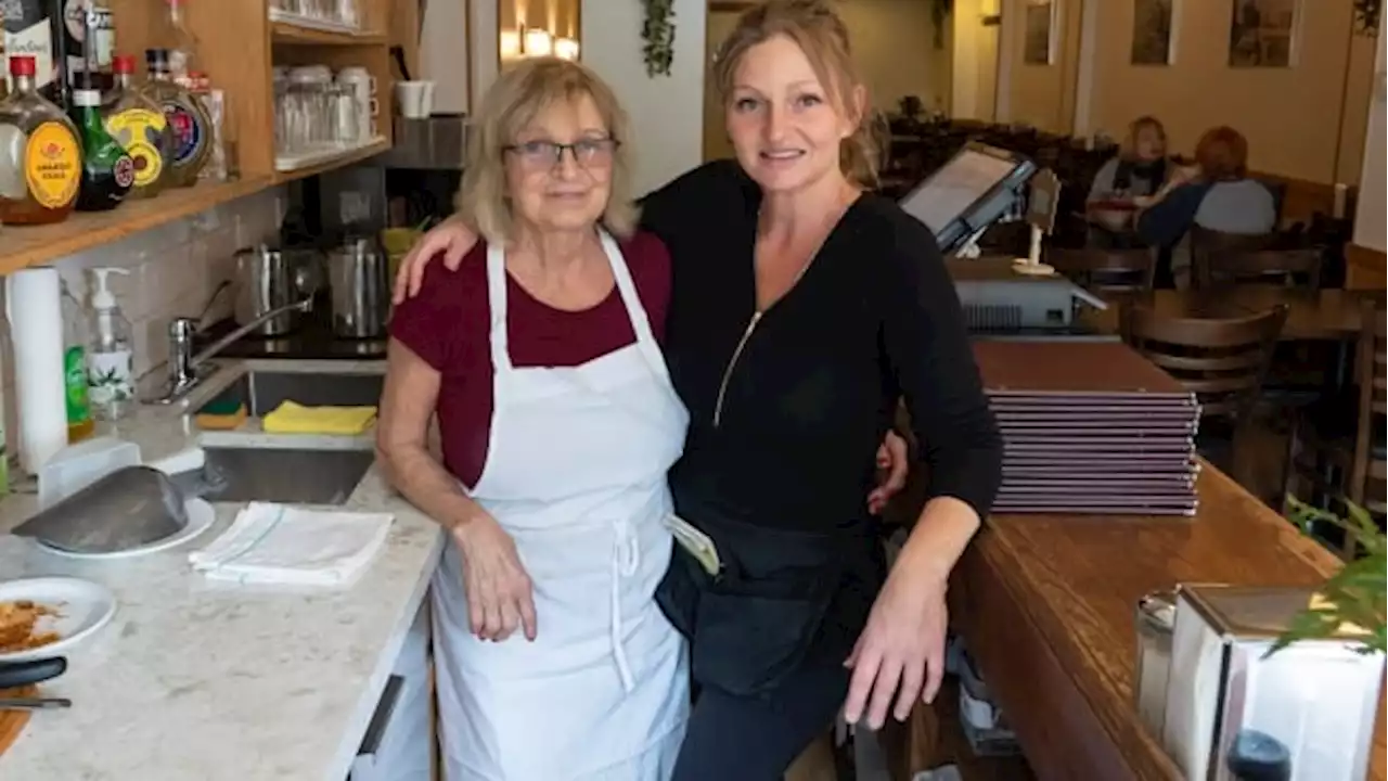 A beloved Hungarian restaurant is saying goodbye after 62 years in Toronto | CBC News