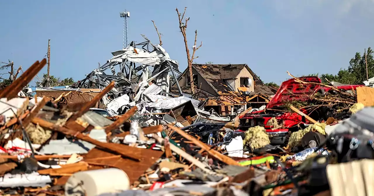 Deadly tornado rips through North Texas town, leaves 'utter devastation'