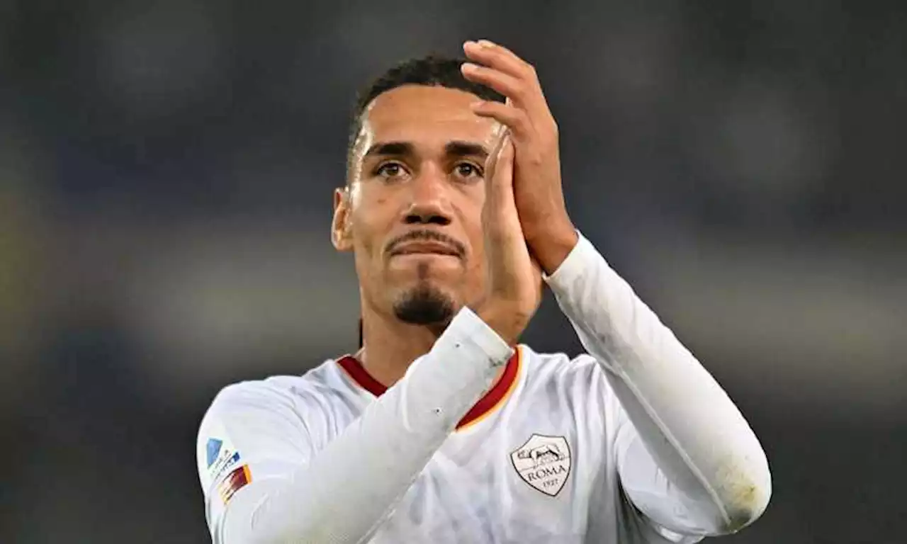 Roma, UFFICIALE: Smalling rinnova fino al 2025