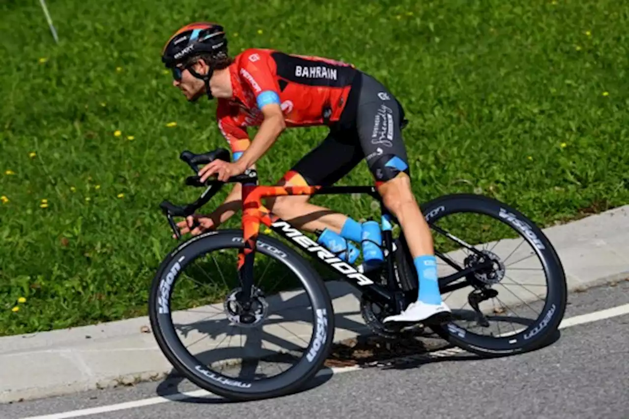 Wielrenner Gino Mäder overleden na val in Ronde van Zwitserland