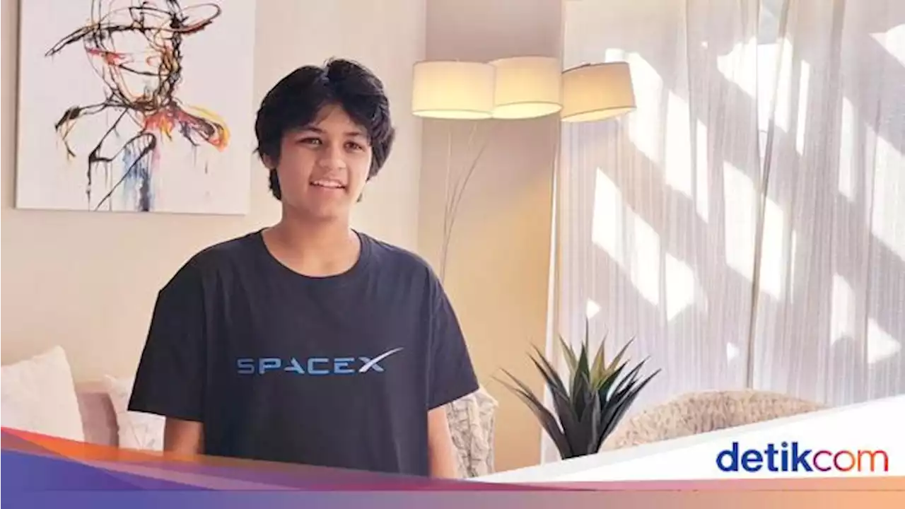 Kisah Bocah Lulus Kuliah 14 Tahun Langsung Kerja di SpaceX