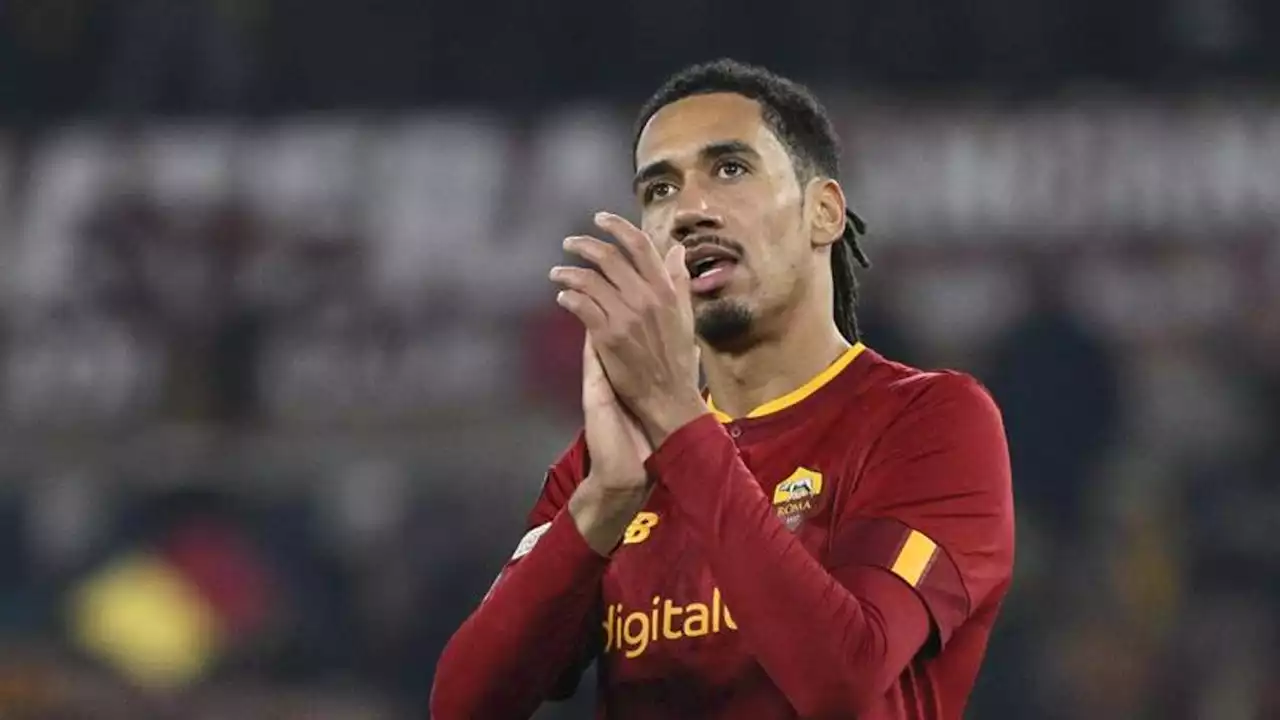 Roma, Smalling rinnova fino al 2025. Pinto: 'Un esempio positivo per la squadra'