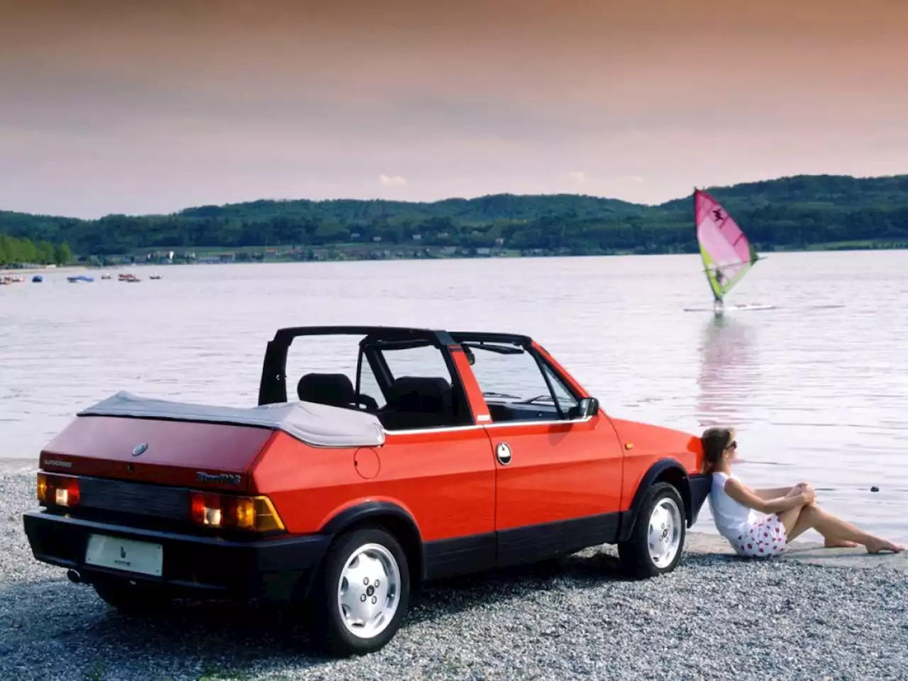 Fiat Ritmo Cabrio, speciale en plein di Bertone