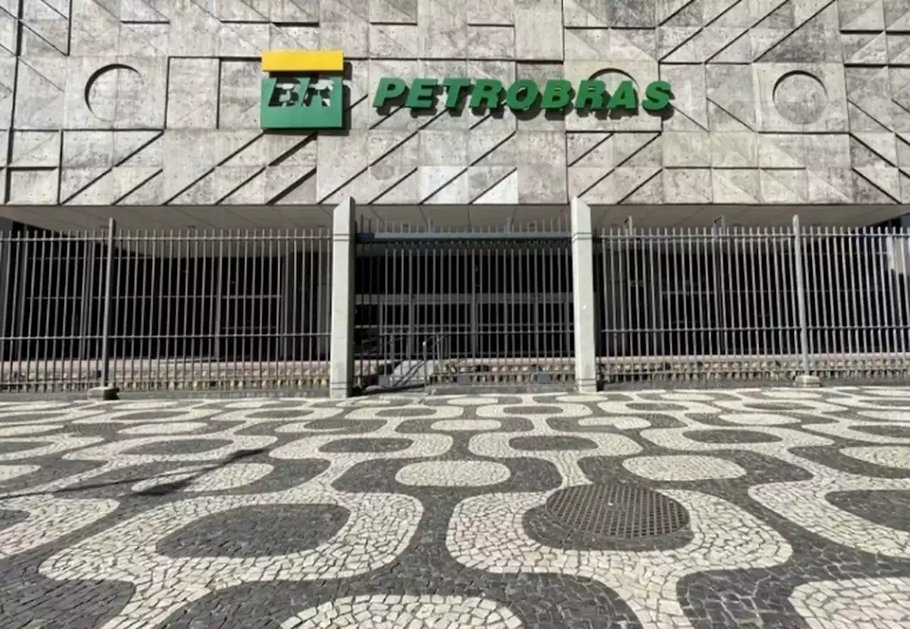 Petrobras paga nesta sexta-feira R$ 12,1 bilhões em dividendos