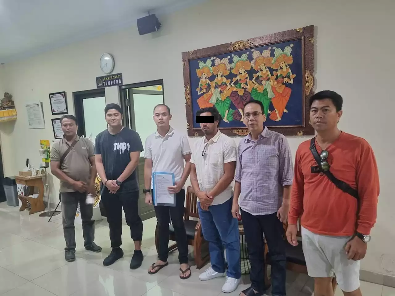 Bule Amerika Pengemudi Angkot di Bali Akhirnya Dideportasi, Tegas!