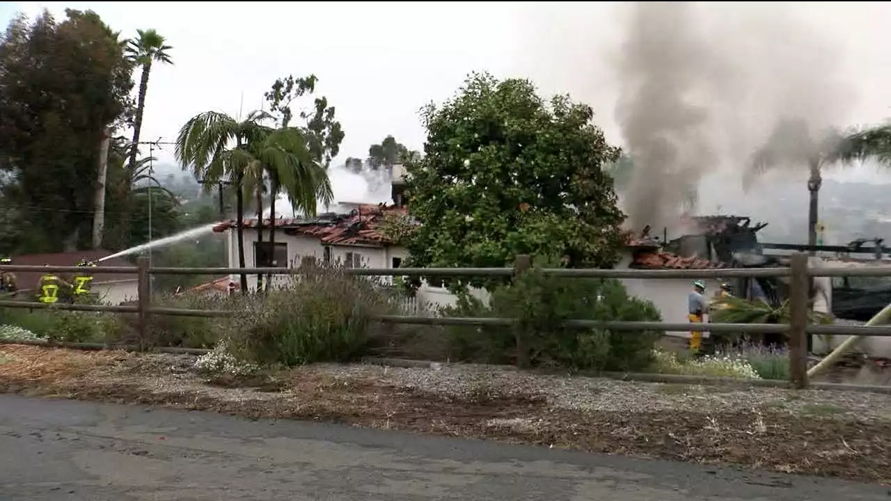 Wife dies in Escondido house fire, husband in critical condition -