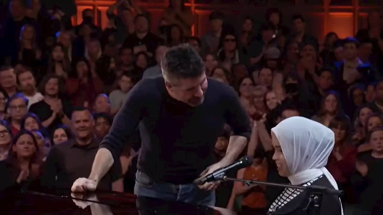 Cerita Berhenti Merokok Simon Cowell, Juri America's Got Talent yang Kasih Putri Ariani Golden Buzzer