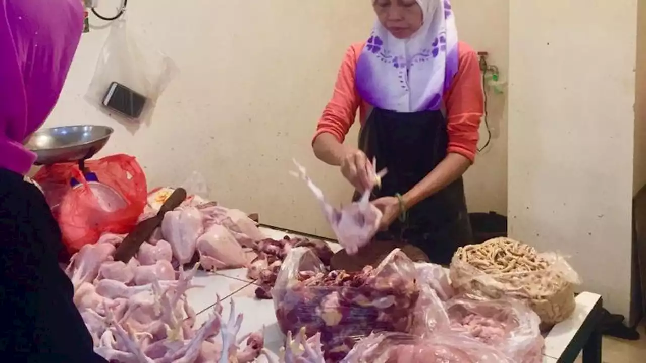 Jelang Idul Adha, Harga Daging Ayam di Bekasi Tembus Rp 40 Ribu