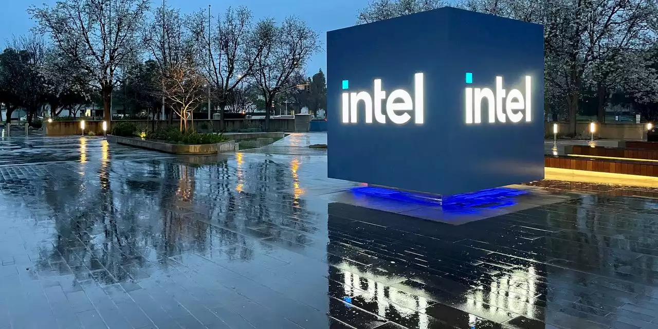 Intel's stock heads for best week in years as analyst says chip maker has 'material AI opportunity'