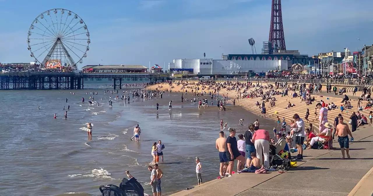 Blackpool and Lancashire beach-goers warned 'don't swim' warning still in place