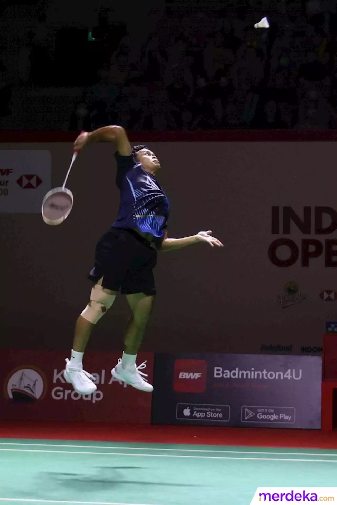 Foto : Anthony Ginting Menangkan 'Perang Saudara' Lawan Jonathan Christie di Indonesia Open | merdeka.com