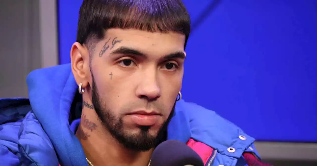 Anuel AA volvió a enviar mensaje a Karol G: 'Estás con Feid, pero sabes que eres mía'