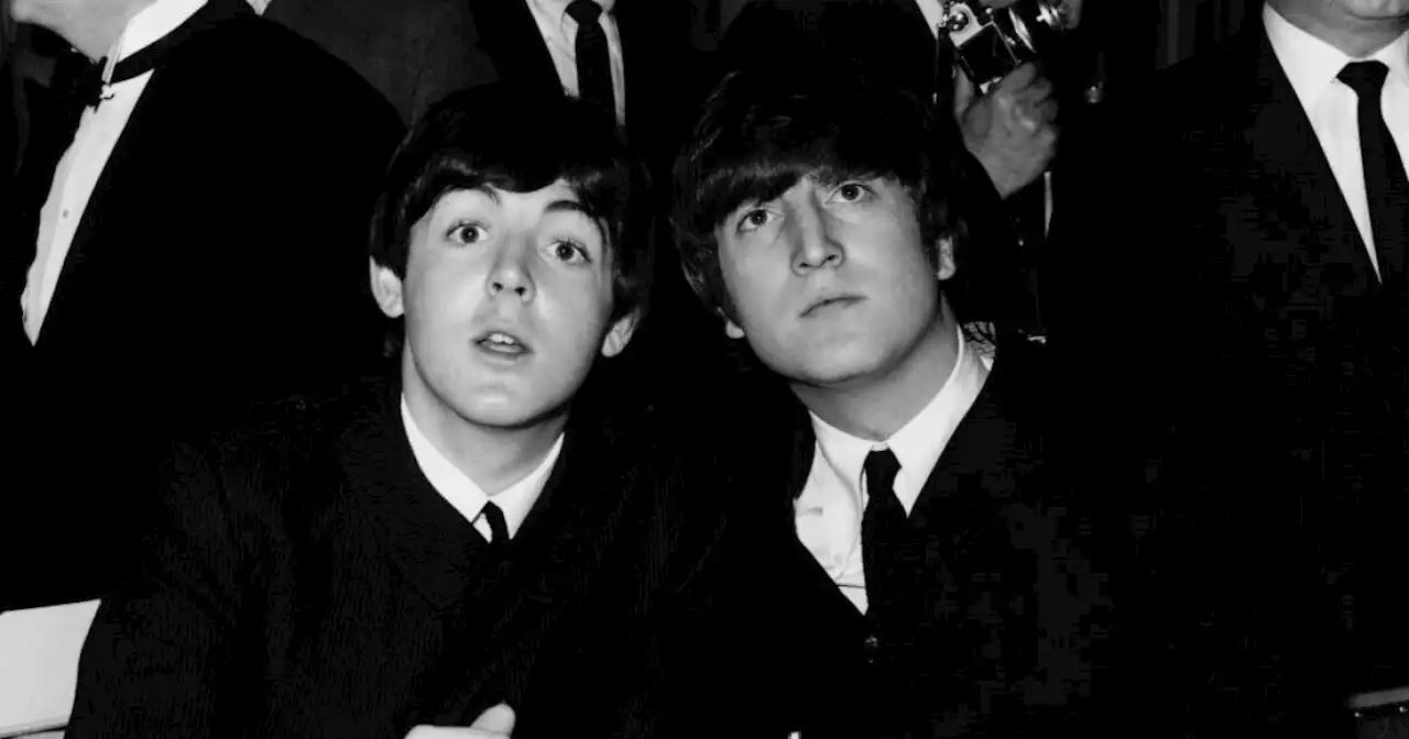 Con inteligencia artificial, Paul McCartney revive la voz de John Lennon