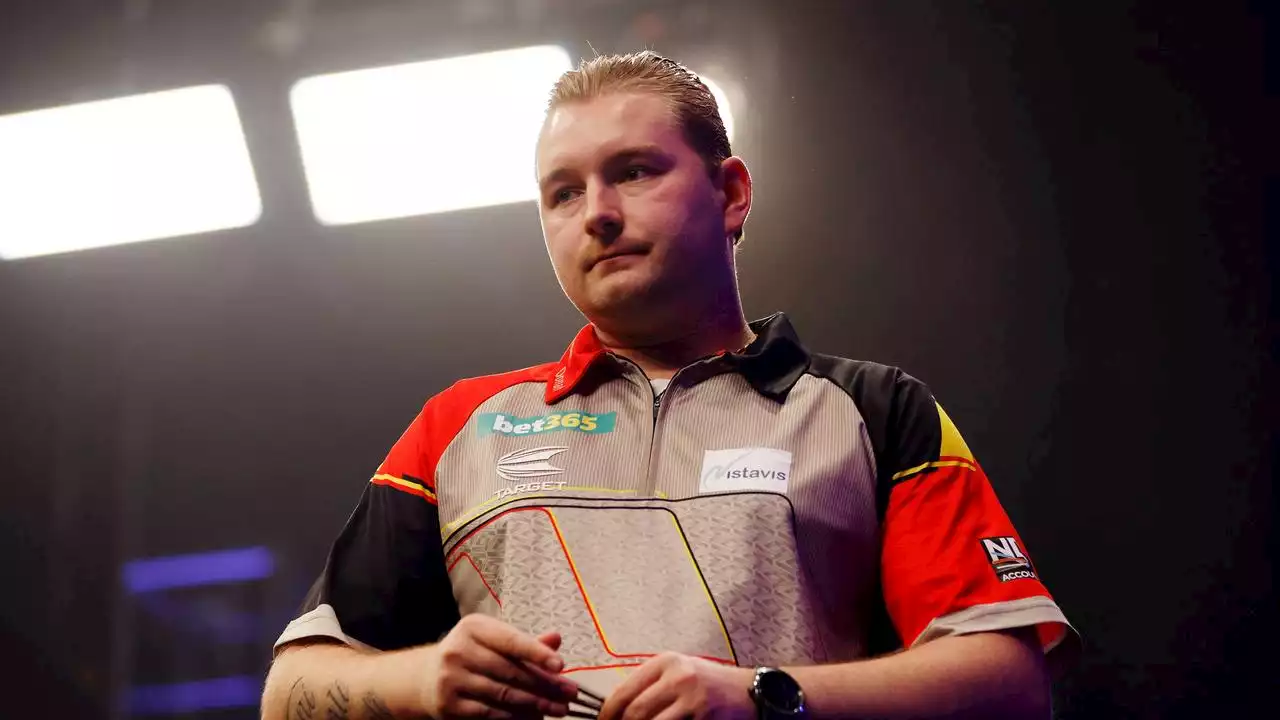 Belgische teamgenoten negeren elkaar compleet bij zege op World Cup of Darts