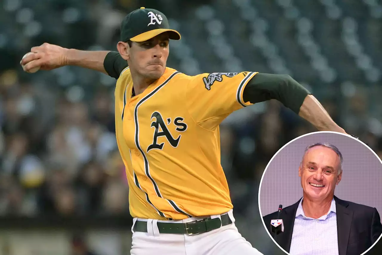 Brandon McCarthy blasts ‘f–king pathetic’ Rob Manfred over A’s reverse boycott comment