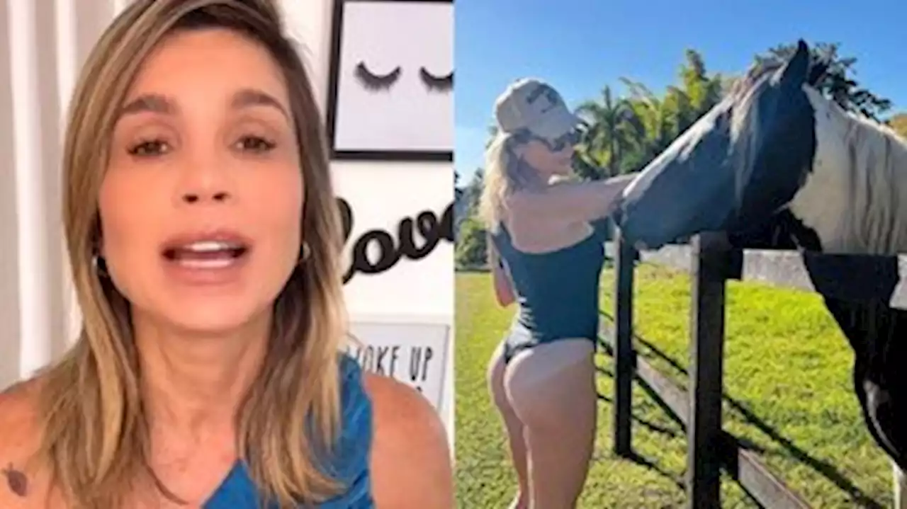 Flávia Alessandra desabafa após críticas por fotos de maiô cavado: 'Julgada como velha aos 49 anos'