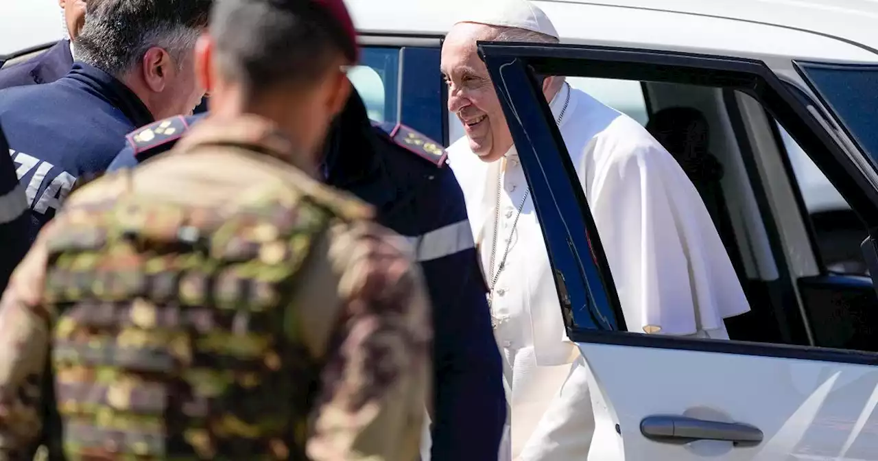 Il Papa esce dall'ospedale e torna al lavoro: agenda fitta per Bergoglio nei prossimi giorni