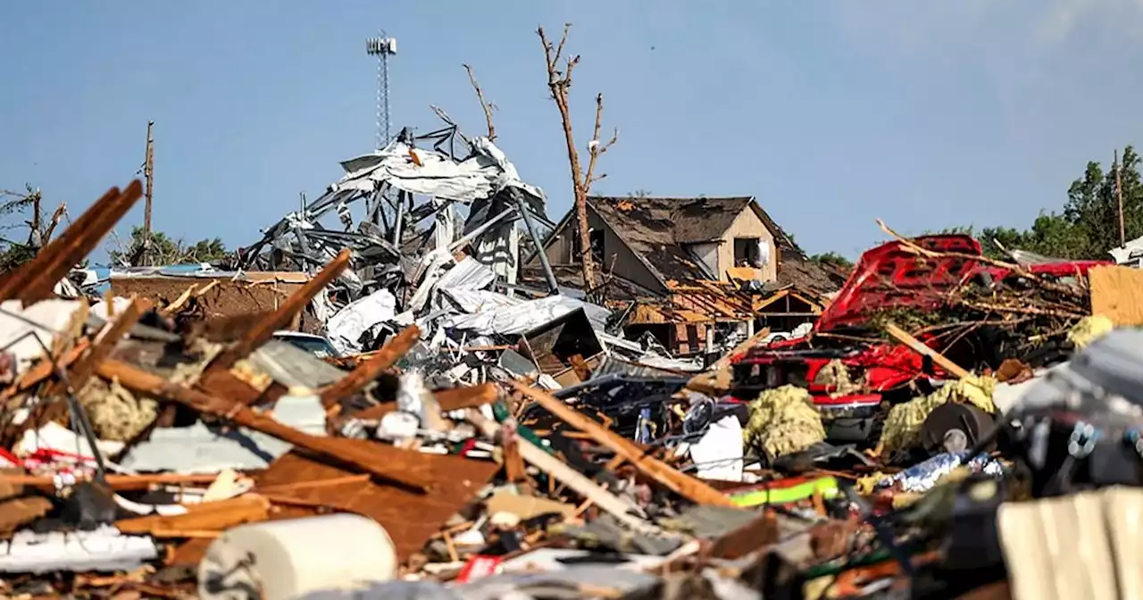 Violento tornado in Texas: 3 morti e 100 feriti