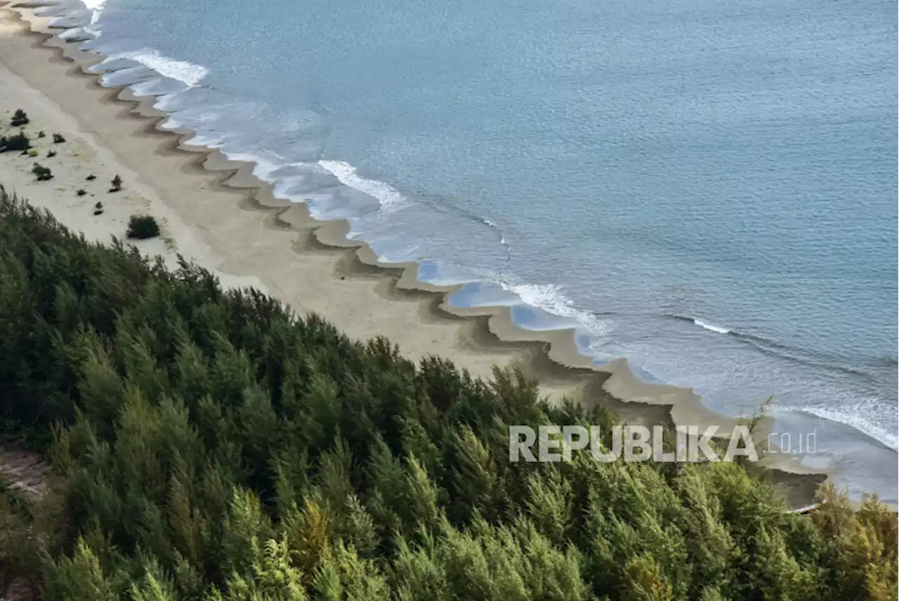 Pakar: Sedimentasi di Laut Perlu Dikeruk Agar tak Ganggu Pelayaran |Republika Online