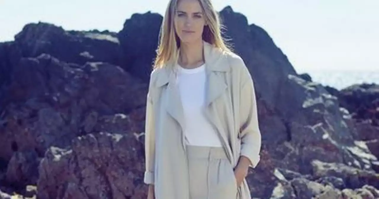 Dunnes' stylish summer trousers cost just €20 and there's even a matching jacket