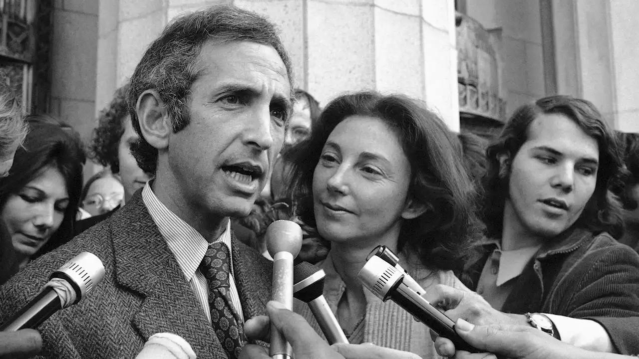 Muere Daniel Ellsberg, quien filtró los papeles del Pentágono sobre la guerra de Vietnam