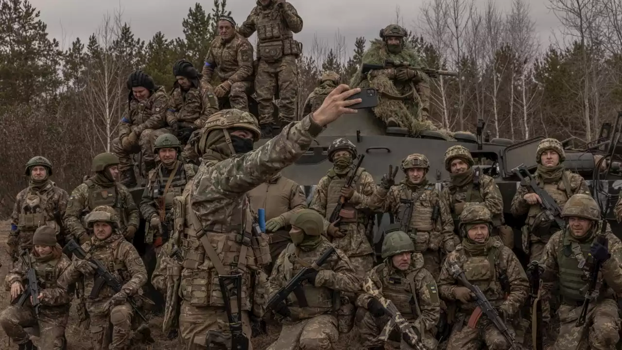 Western troops in Ukraine now a real possibility amid fading counter-offensive