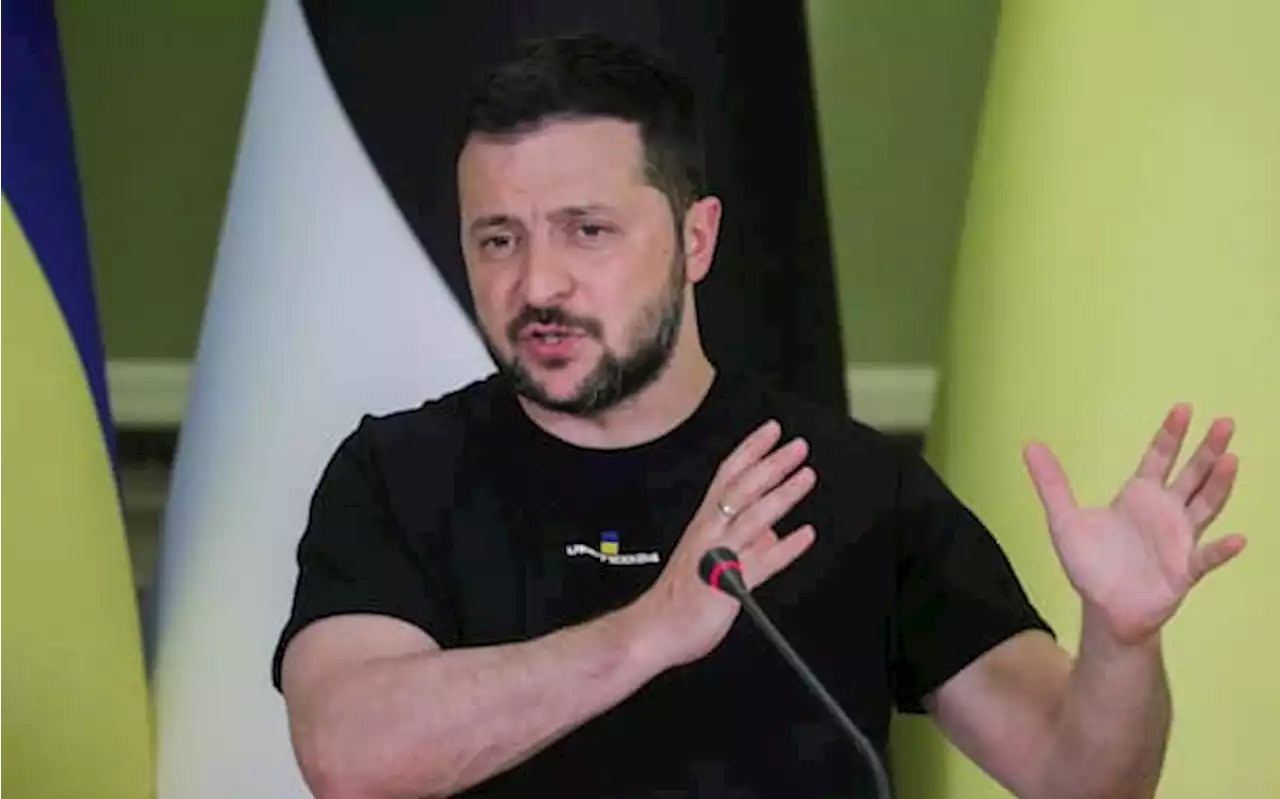 Zelensky: se non passa controffensiva, Usa e Nato dovranno intervenire