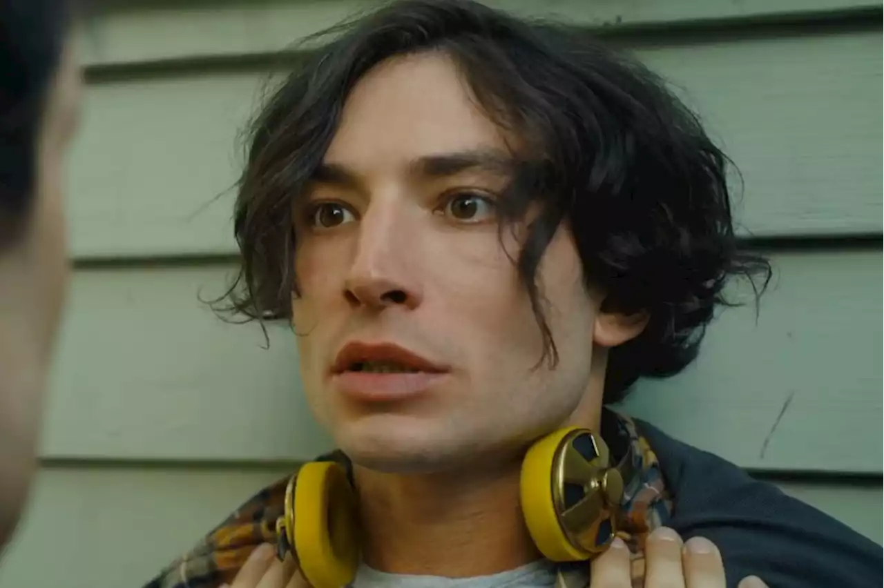 Ezra Miller continuará no DCU após filme The Flash?