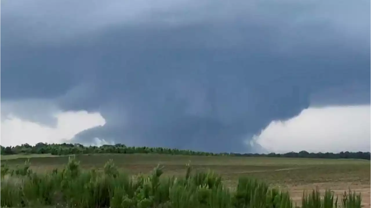 1 killed, dozens hurt as tornado tears through Texas Panhandle town