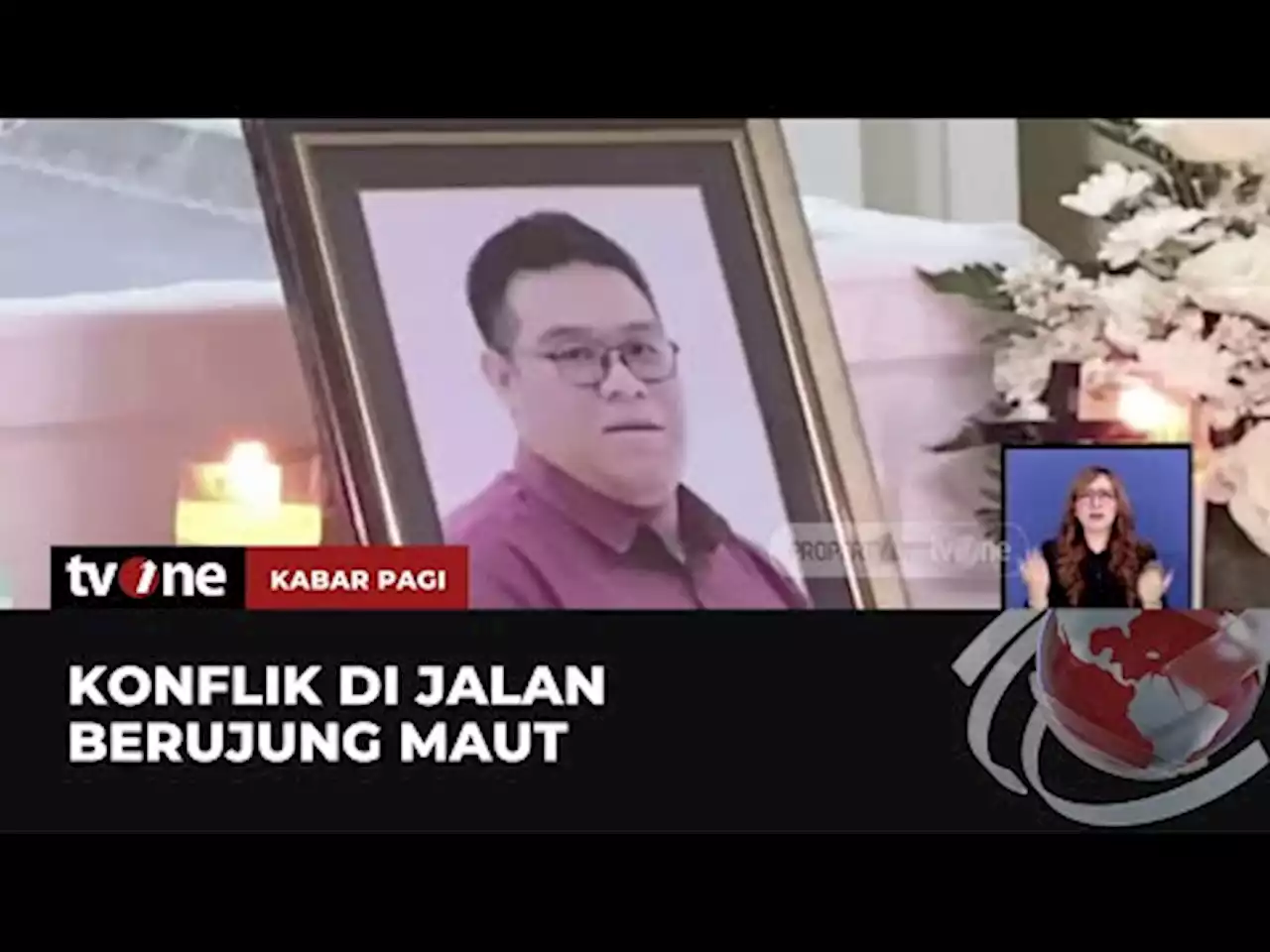 Menahan Tangis, Keterangan Ibunda dari Pemotor yang Tewas Ditabrak hingga Dilindas di Cakung - tvOne