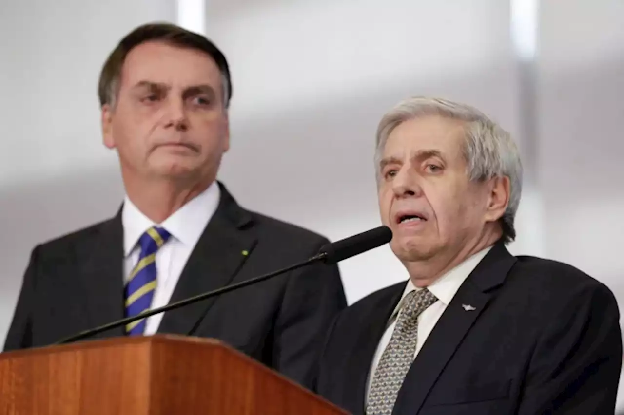 A misteriosa conversa de Heleno e Bolsonaro no fim do sonho do golpe | Radar