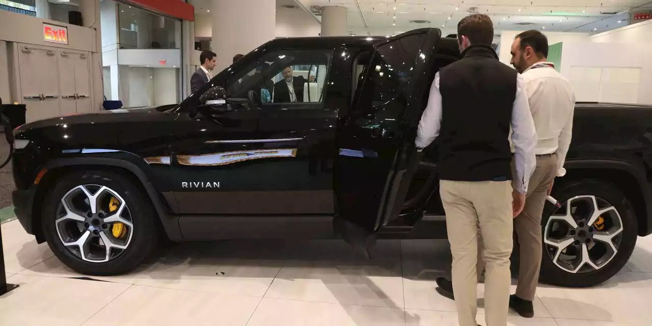 Rivian Tries Selling Trucks Out of Its Factory Parking Lot