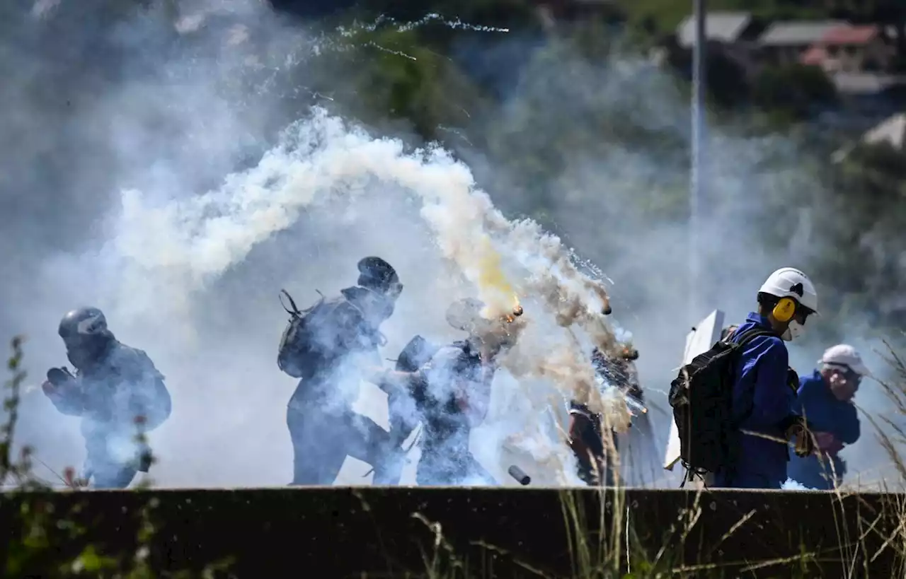 Bref affrontement entre militants contre le Lyon-Turin et forces de l’ordre