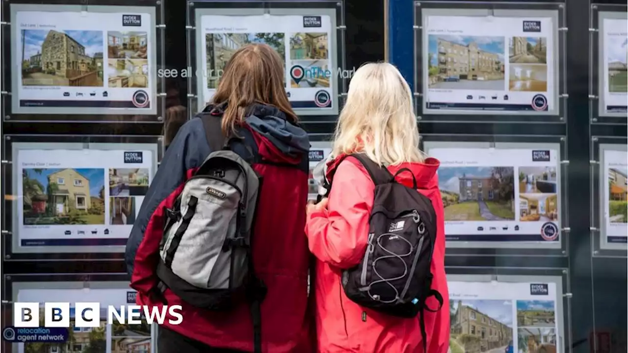 Mortgages to go up by average of £2,900 a year for 800,000, says Resolution Foundation