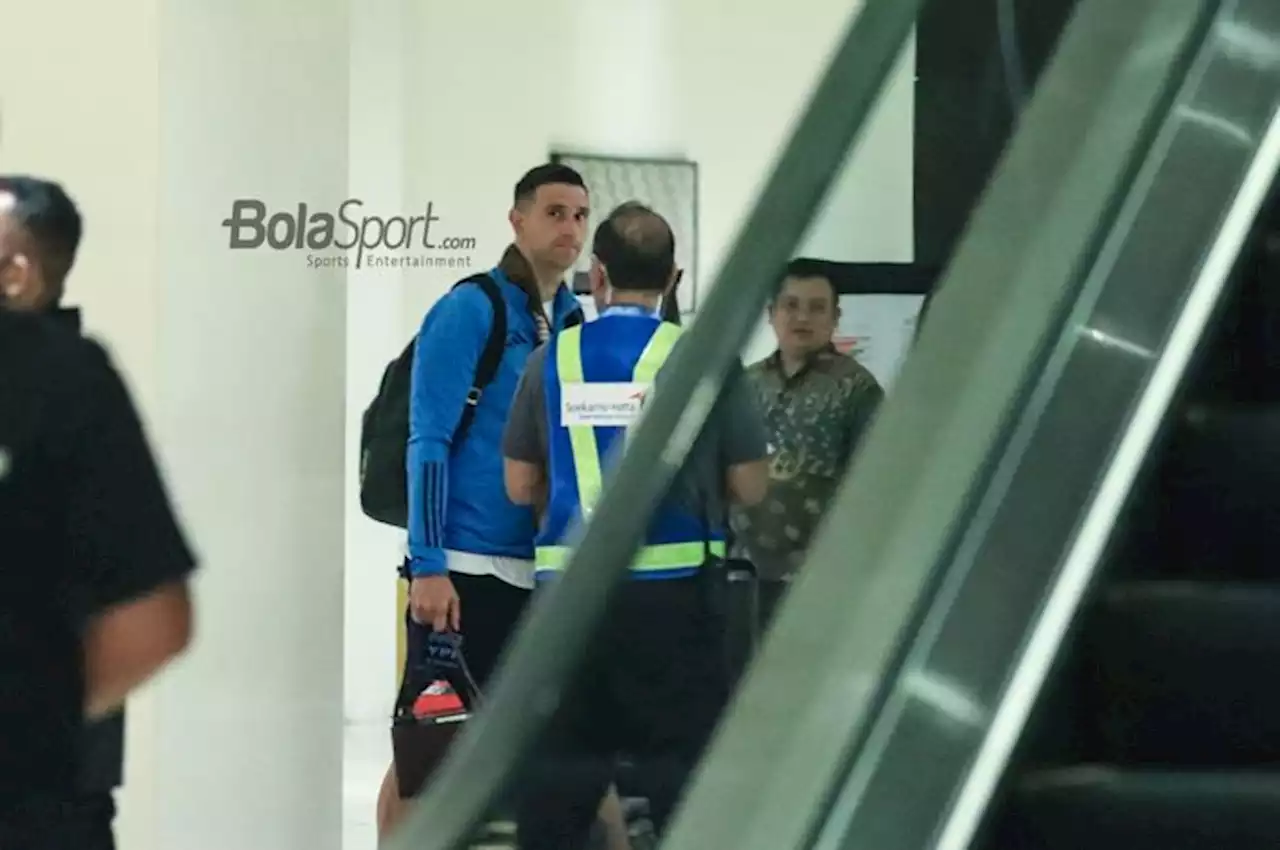 BREAKING NEWS - Tanpa Lionel Messi, Timnas Argentina Sudah Tiba di Hotel Fairmont - Bolasport.com