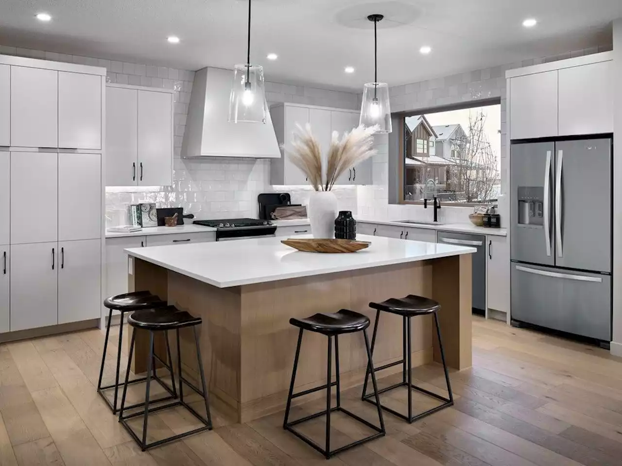 Spacious kitchen makes it easy to remember the Forgetmenot