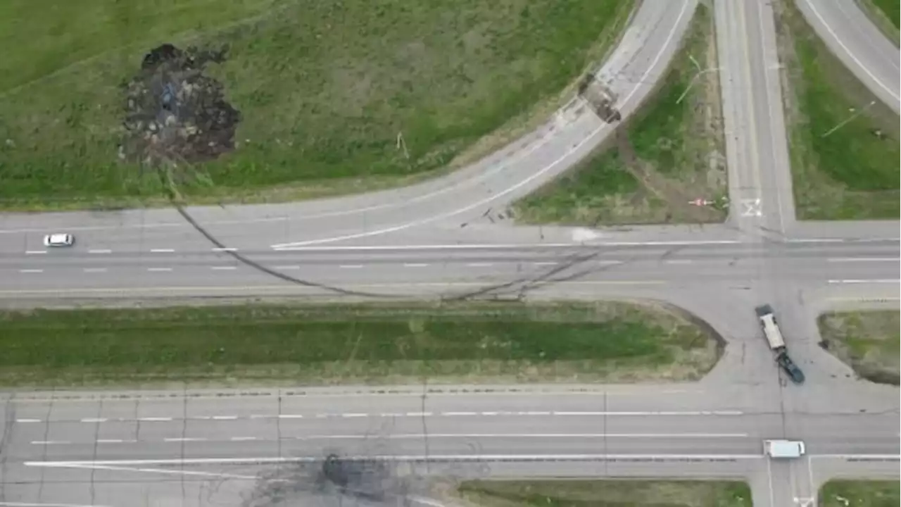 Everything we know about the deadly southwestern Manitoba bus crash | CBC News