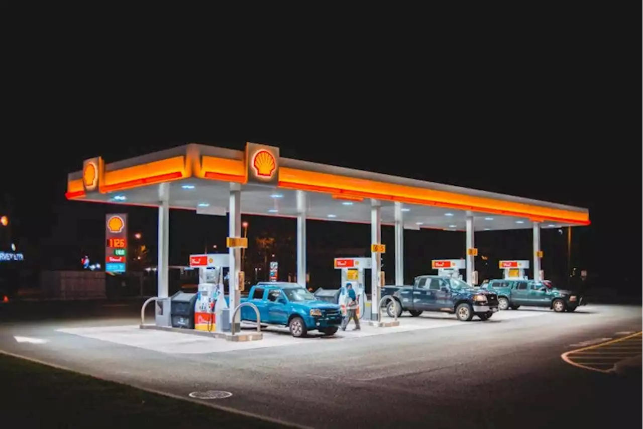 Going To The Gas Station Must Really Suck - CleanTechnica