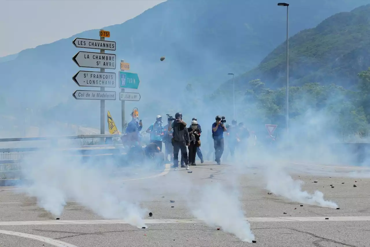 Projet Lyon-Turin : des tensions ont éclaté dans le cortège